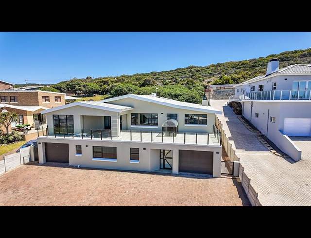 5 BEDROOM HOUSE FOR SALE IN JONGENSFONTEIN